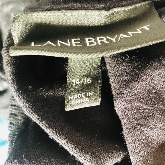 Lane Bryant Black Pullover Size 14 16 Short Sleeves - Picture 2 of 9